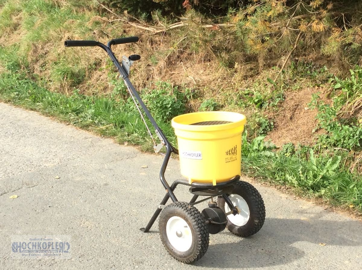 Schneeräumschild tip Sonstige Texas Streuwagen Zentrifugalstreuer CS 2500, Neumaschine in Wies (Poză 1)