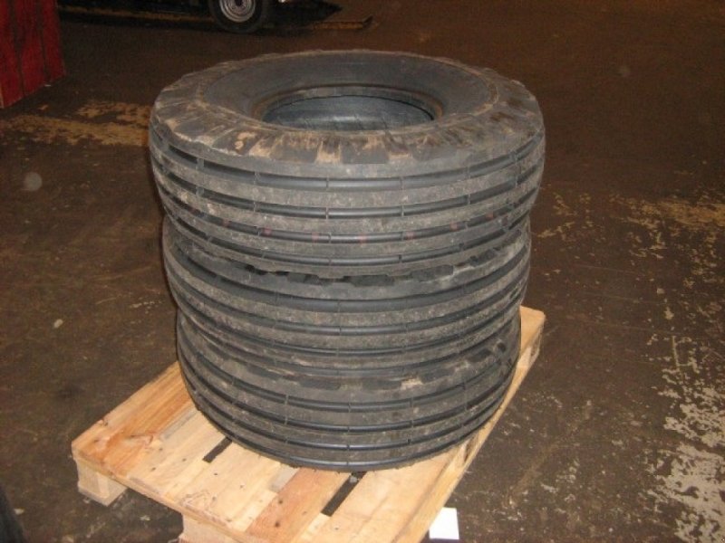 Reifen del tipo Sonstige 12-16 Russer dæk, Gebrauchtmaschine en Ribe (Imagen 1)