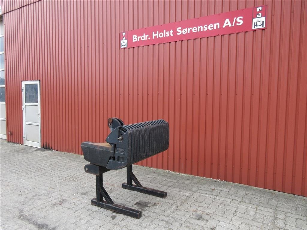 Frontgewicht типа HE-VA 3 punktsophæng, Gebrauchtmaschine в Ribe (Фотография 1)