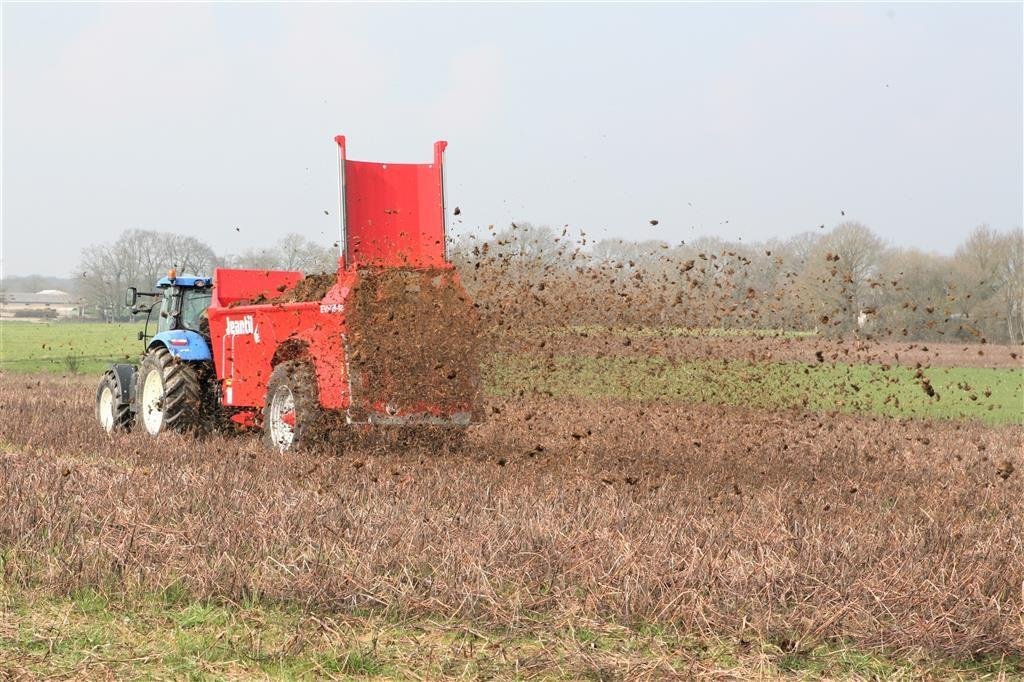 Stalldungstreuer typu Jeantil 15-12, Gebrauchtmaschine v Ribe (Obrázek 2)