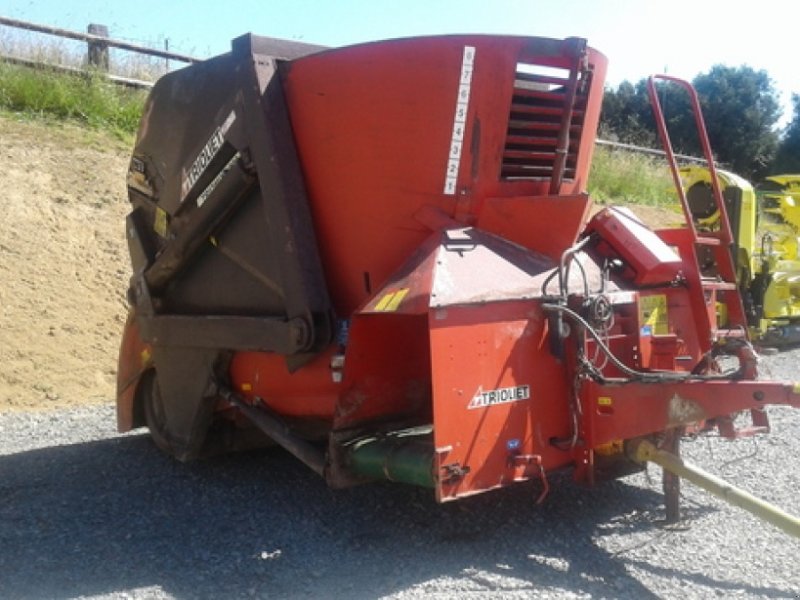 Sonstige Triomix 1000 Mixer Feeder Wagon Technikboerse Com