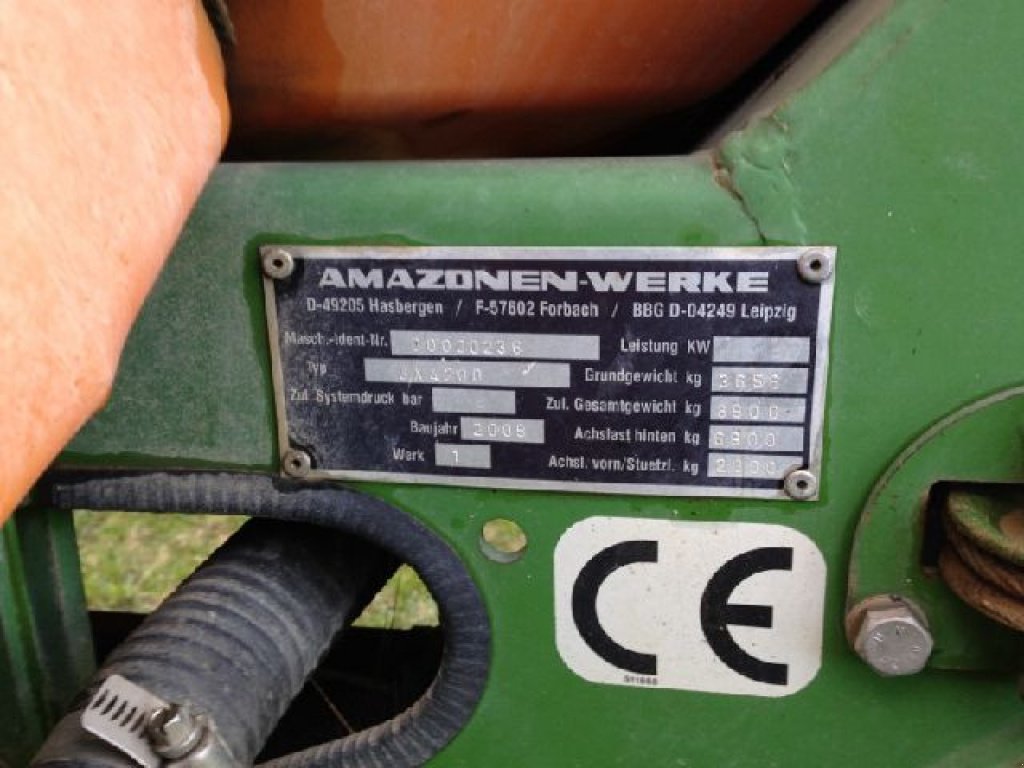 Feldspritze tip Amazone UX 4200, Gebrauchtmaschine in ARLES (Poză 4)