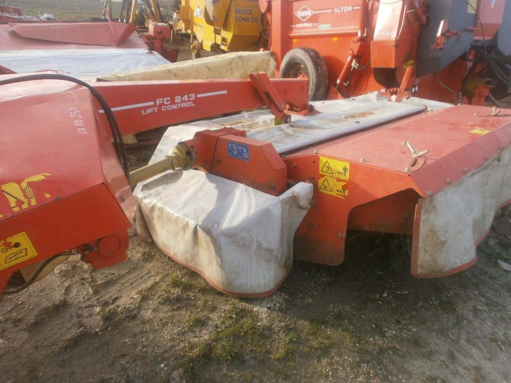 Mähwerk typu Kuhn FC 243, Gebrauchtmaschine v SAINT LOUP (Obrázek 2)