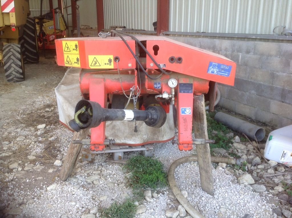 Mähwerk tip Kuhn FC 283 LIFT CONTROL, Gebrauchtmaschine in SAINT LOUP (Poză 3)