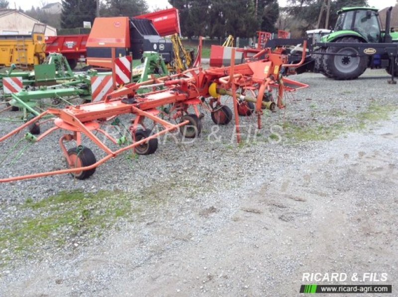 Kreiselheuer Türe ait Kverneland Faneuse 746 Kverneland, Gebrauchtmaschine içinde LA SOUTERRAINE (resim 1)