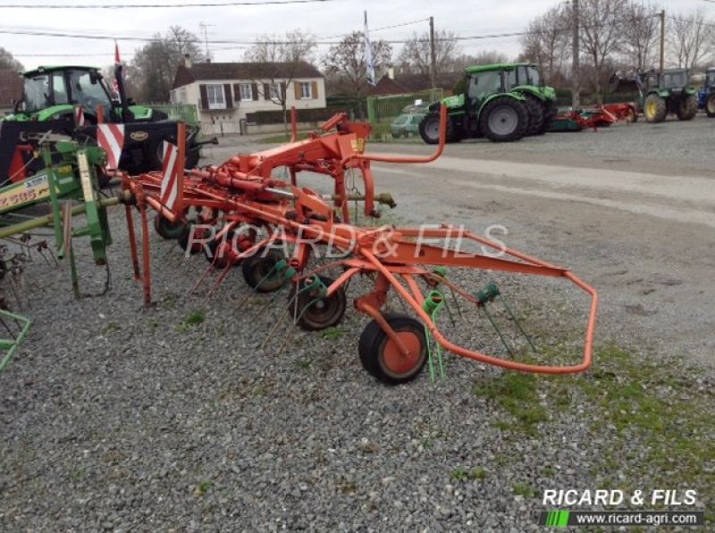 Kreiselheuer Türe ait Kverneland Faneuse 746 Kverneland, Gebrauchtmaschine içinde LA SOUTERRAINE (resim 3)