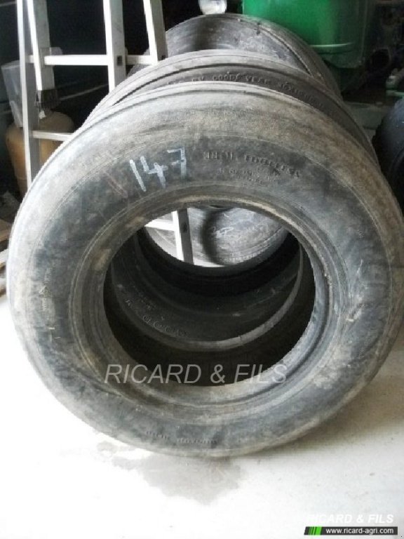 Reifen типа Dunlop Avion 38x11, Gebrauchtmaschine в LA SOUTERRAINE (Фотография 1)