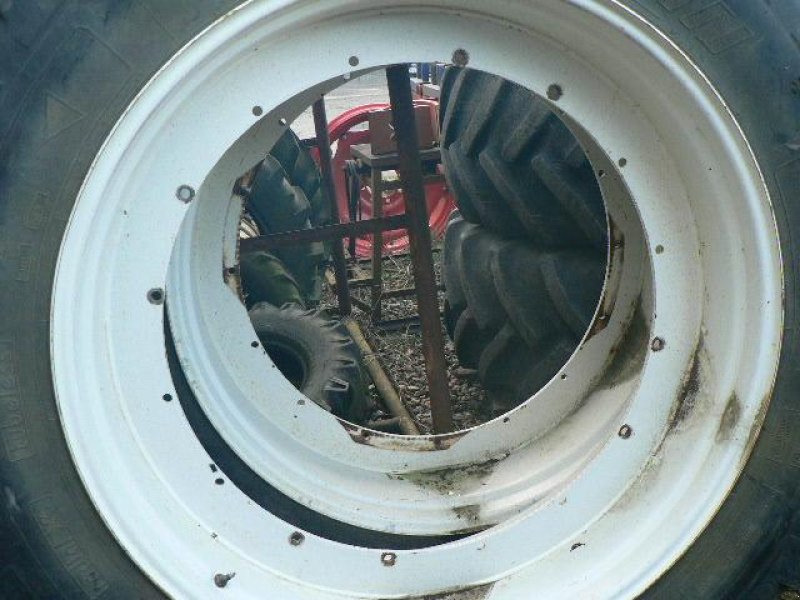 Komplettradsatz tipa Michelin 480X80 R 46, Gebrauchtmaschine u BLESMES (Slika 3)