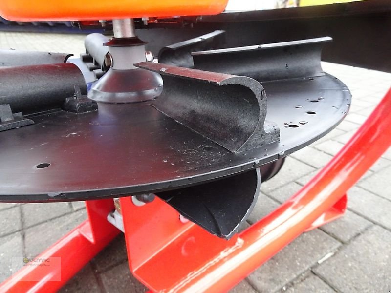 Schneepflug van het type Dexwal Salzstreuer Düngerstreuer Streuer Trichterstreuer 500 Liter, Neumaschine in Osterweddingen / Magdeburg (Foto 12)