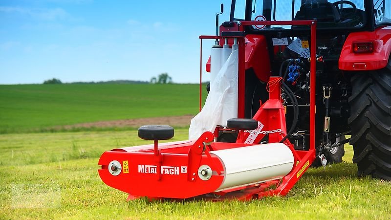 Ballenwickler типа Metal-Fach Z560 Ballenwickelgerät Rundballenwickler Ballenwickler NEU, Neumaschine в Osterweddingen / Magdeburg (Фотография 1)