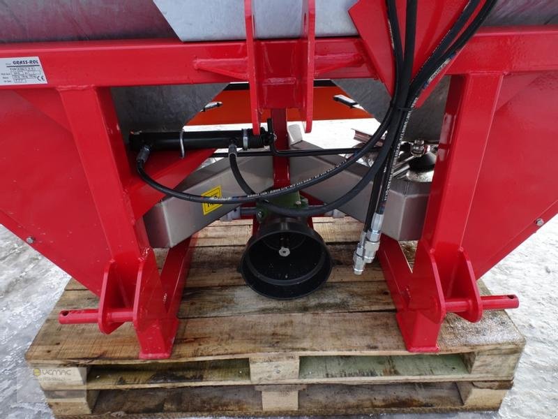 Schneepflug des Typs Vemac Zweischeibenstreuer 2 Scheiben Streuer Salzstreuer 1000L, Neumaschine in Sülzetal OT Osterweddingen (Bild 9)