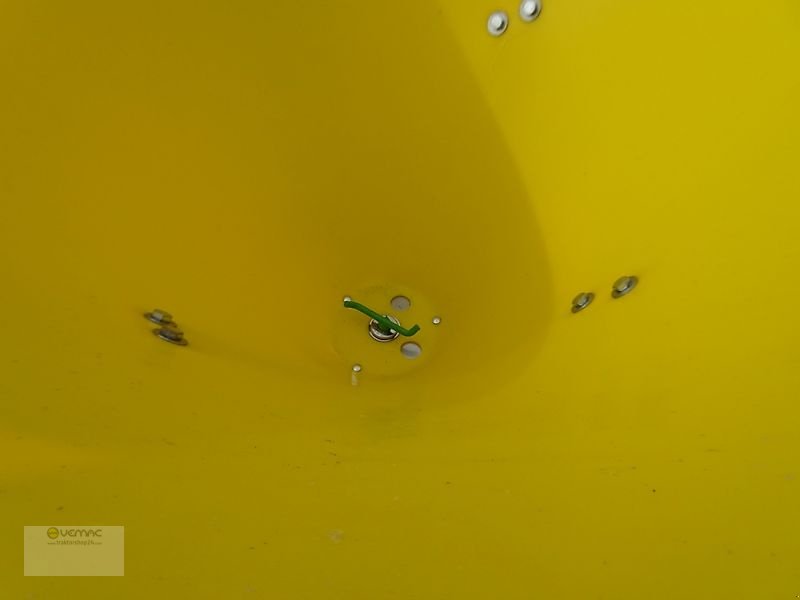 Schneepflug du type Vemac Smart 200 Streuer Salzstreuer Düngerstreuer Winterdienst NEU, Neumaschine en Sülzetal OT Osterweddingen (Photo 8)