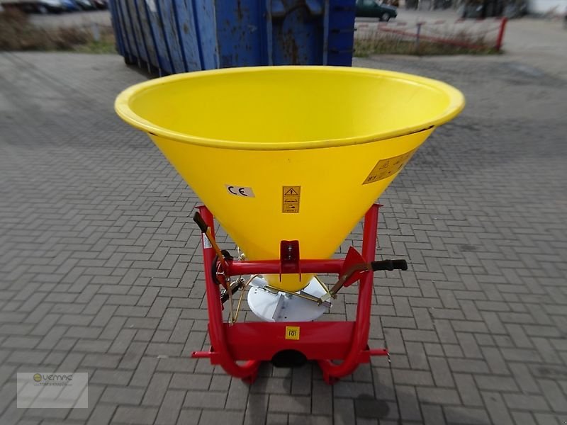 Schneepflug du type Vemac Smart 200 Streuer Salzstreuer Düngerstreuer Winterdienst NEU, Neumaschine en Sülzetal OT Osterweddingen (Photo 10)