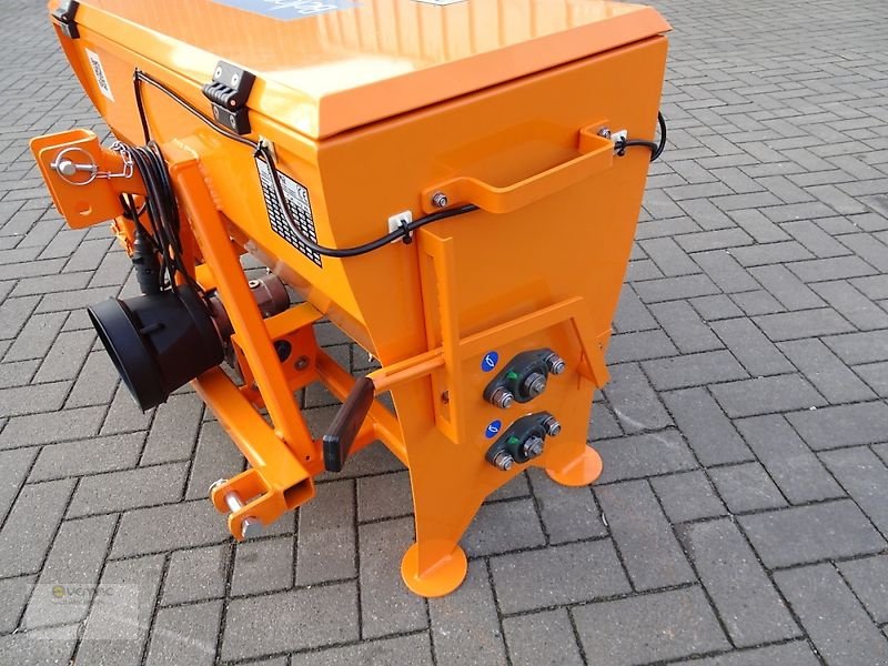 Schneepflug van het type Bellon Mit 120cm Kastenstreuer Walzenstreuer Streuer Winterdienst NEU, Neumaschine in Osterweddingen / Magdeburg (Foto 9)