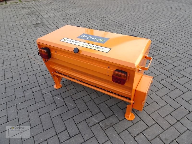 Schneepflug van het type Bellon Mit 120cm Kastenstreuer Walzenstreuer Streuer Winterdienst NEU, Neumaschine in Osterweddingen / Magdeburg (Foto 2)
