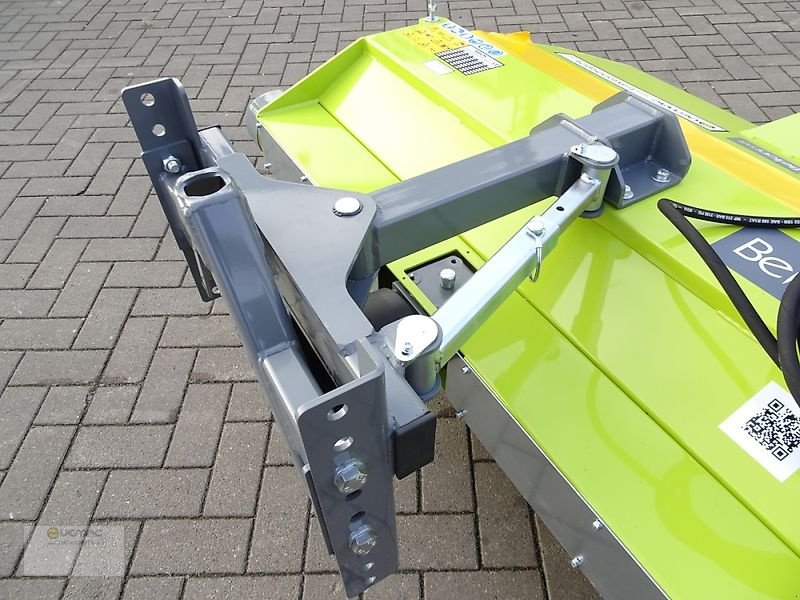 Kehrmaschine του τύπου Bellon Mit TSPF4 Front Kehrmaschine Kehrbürste NEU Zapfwelle, Neumaschine σε Sülzetal OT Osterweddingen (Φωτογραφία 8)