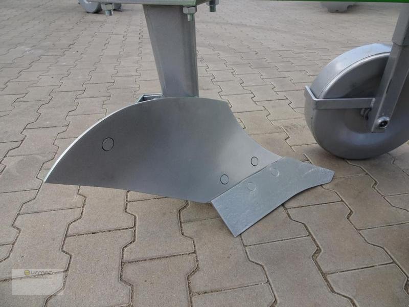 Pflug of the type BOMET Zweischarpflug Zweischar Pflug Bomet Lyra 20cm Beetpflug Neu, Neumaschine in Sülzetal OT Osterweddingen (Picture 12)