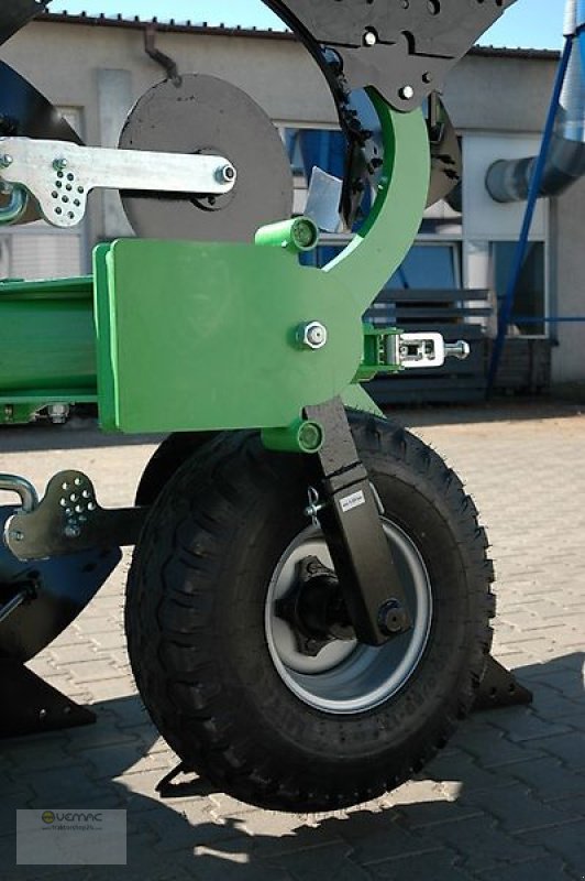 Pflug tipa BOMET Drehpflug U052 3 Schar 0,34-0,42-0,50m Körperbreite, Neumaschine u Sülzetal OT Osterweddingen (Slika 4)