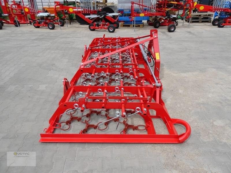 Wiesenegge typu Vemac WKJ6 6m Wiesenstriegel Wiesenschleppe Striegel Schleppe NEU, Neumaschine v Sülzetal OT Osterweddingen (Obrázek 15)