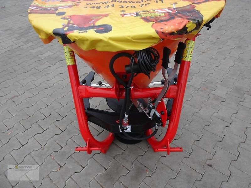 Schneepflug of the type Dexwal 400H Salzstreuer Streuer Traktor Winter hydraulische Öffnung, Neumaschine in Osterweddingen / Magdeburg (Picture 14)