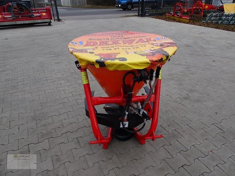 Schneepflug of the type Dexwal 400H Salzstreuer Streuer Traktor Winter hydraulische Öffnung, Neumaschine in Osterweddingen / Magdeburg (Picture 7)