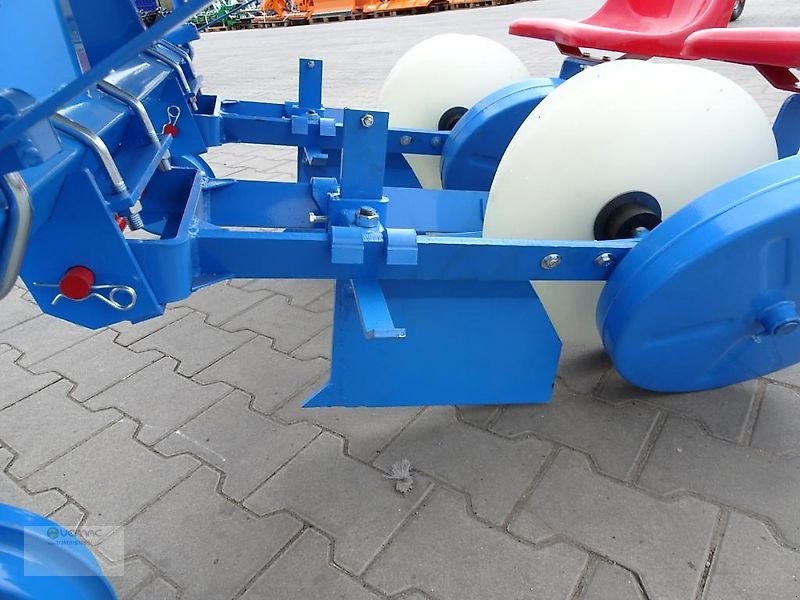 Kartoffellegemaschine del tipo Vemac Pflanzmaschine Setzmaschine Gemüse Erdbeeren Kartoffelpflanzmaschine NEU 2reihig, Neumaschine en Sülzetal OT Osterweddingen (Imagen 12)