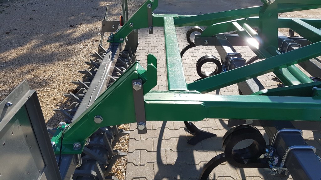 Grubber of the type EuM-Agrotec Vibrocat 30 Lagermaschine sofort verfügbar, Neumaschine in Thalmässing (Picture 4)