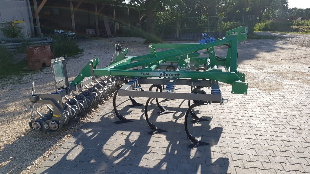 Grubber of the type EuM-Agrotec Vibrocat 30 Lagermaschine sofort verfügbar, Neumaschine in Thalmässing (Picture 1)