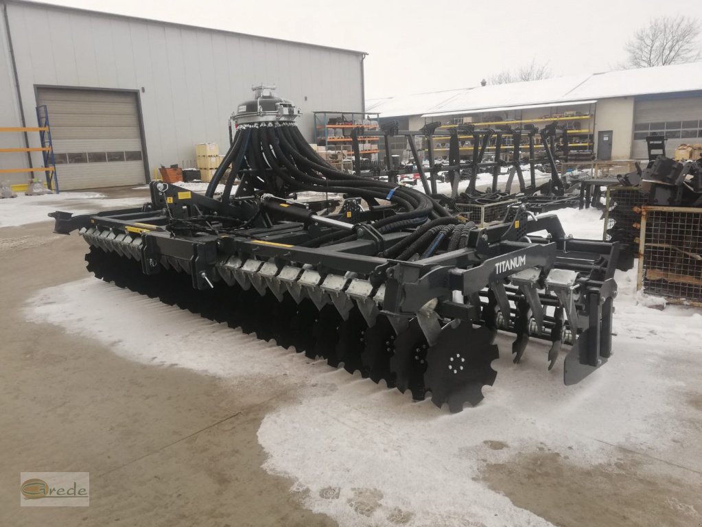 Kurzscheibenegge tipa Agroland TITANUM (HEAVY) AB 6,0 m mit Gülleverteiler Vogelsang, Neumaschine u Bad Emstal (Slika 2)