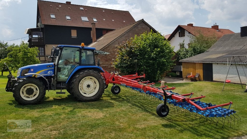 Striegeltechnik & Hacktechnik типа Hatzenbichler Striegel, Hachstrigel Federzahnhackegge 12m, Neumaschine в Bad Emstal (Фотография 4)