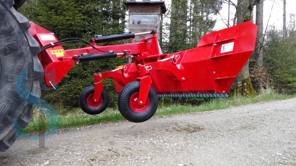 Grader of the type KTS 2,7 m mit 2 hydr. Zylindern, Neumaschine in Dietramszell (Picture 19)