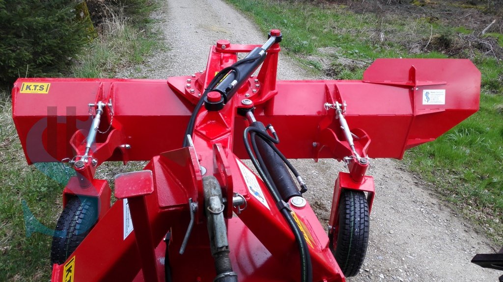 Grader of the type KTS 2,7 m mit 2 hydr. Zylindern, Neumaschine in Dietramszell (Picture 17)