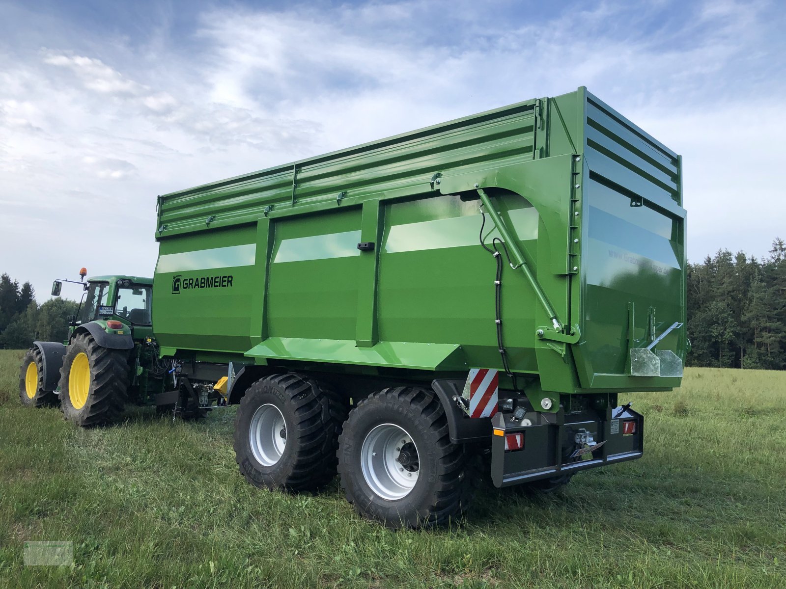 Muldenkipper of the type Grabmeier 23 t Muldenkipper, Neumaschine in Reisbach (Picture 2)