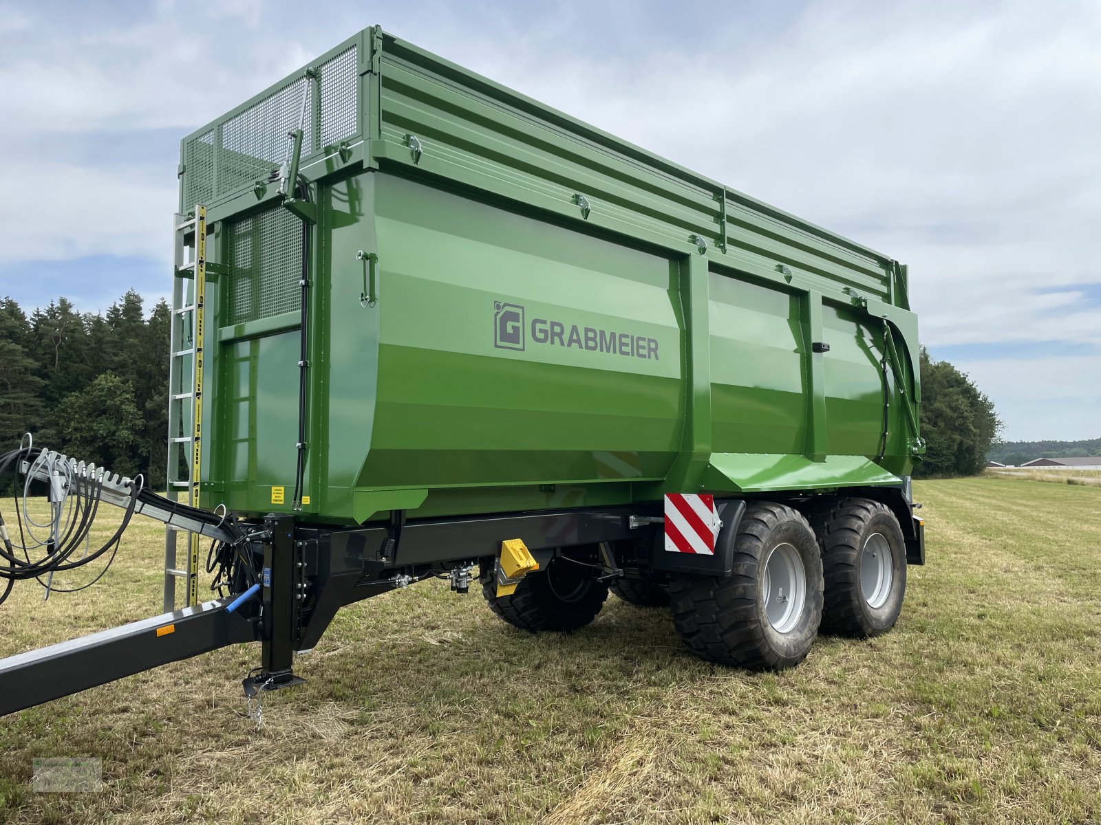 Muldenkipper of the type Grabmeier 23 t Muldenkipper, Neumaschine in Reisbach (Picture 7)