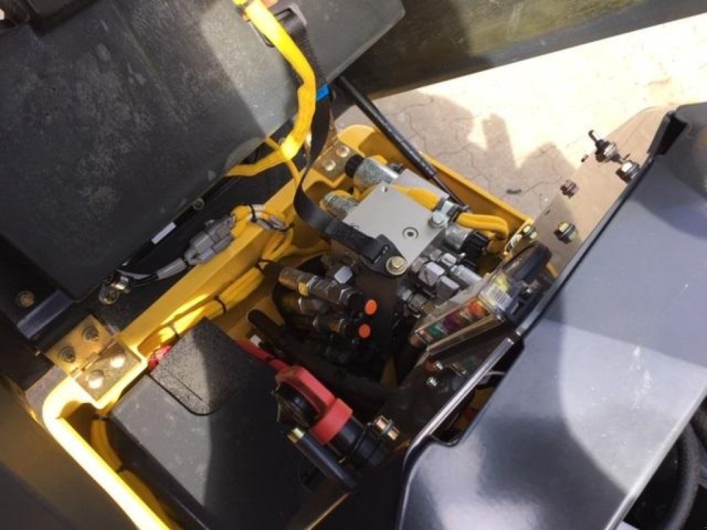 Tandemvibrationswalze of the type Bomag BMP8500 Economizer - komprimeringskontrol, Gebrauchtmaschine in Roslev (Picture 9)