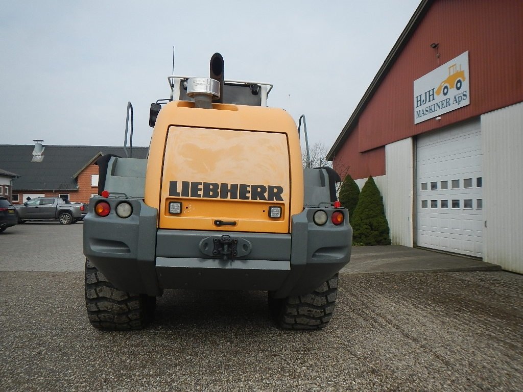 Radlader типа Liebherr 580 2plus2, Gebrauchtmaschine в Aabenraa (Фотография 4)