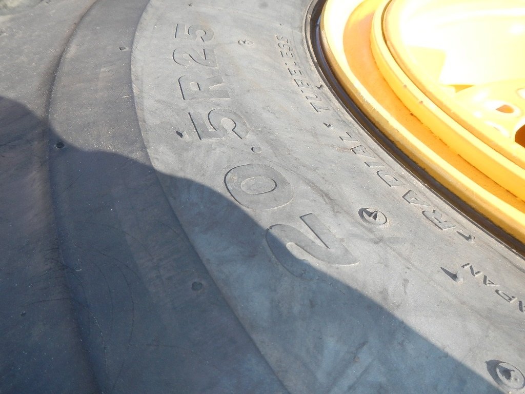 Felge tipa Bridgestone 20.5R25 D150, Gebrauchtmaschine u Aabenraa (Slika 9)