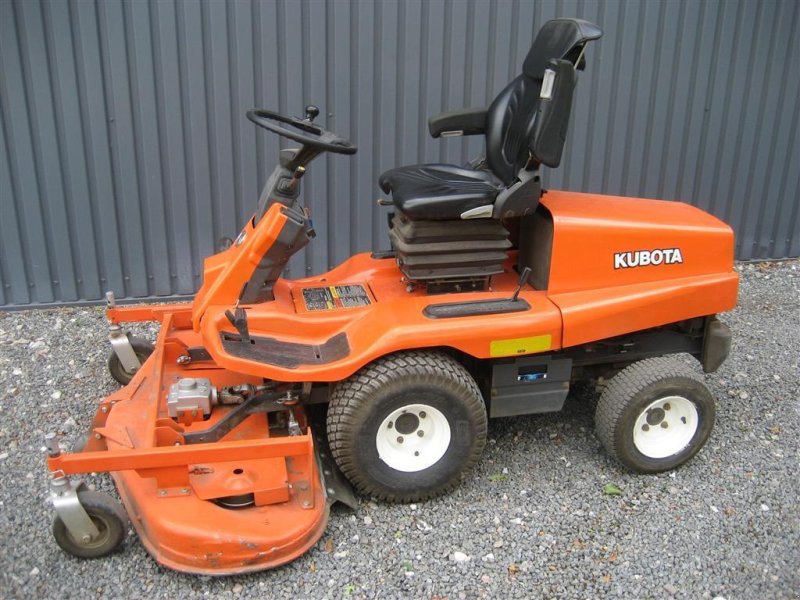 Kubota F1900 4WD Riding lawn mower, 5620 Glamsbjerg