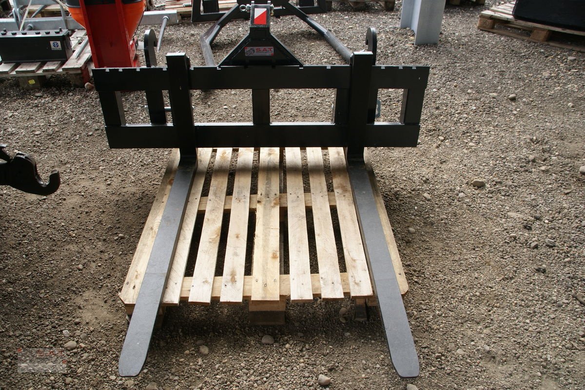 Frontladerzubehör of the type Sonstige Palettengabel Euro-Dreipunkt-NEU, Neumaschine in Eberschwang (Picture 6)