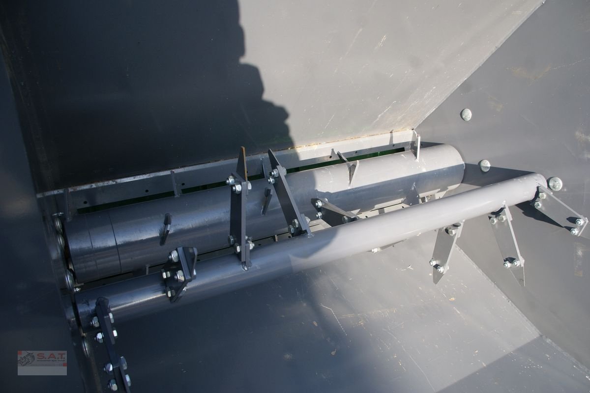 Einstreutechnik Türe ait Sonstige NEU- SAT Einstreugerät-Futterverteiler-NEUGERÄT, Neumaschine içinde Eberschwang (resim 11)