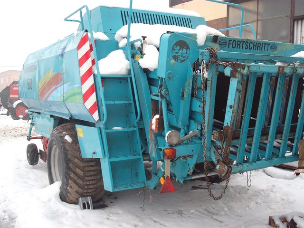 Hochdruckpresse typu Fortschritt 550 B, Gebrauchtmaschine v Ostrava - Polanka (Obrázek 2)