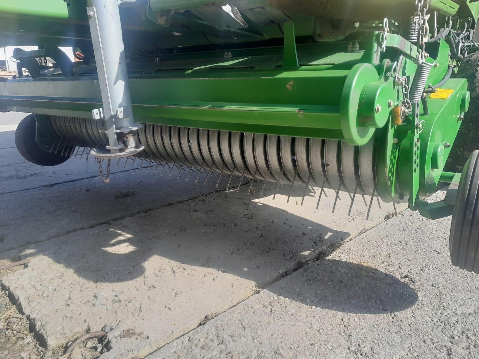 Rundballenpresse Türe ait Krone Comprima V 150 XC, Gebrauchtmaschine içinde Ostrava - Polanka (resim 5)