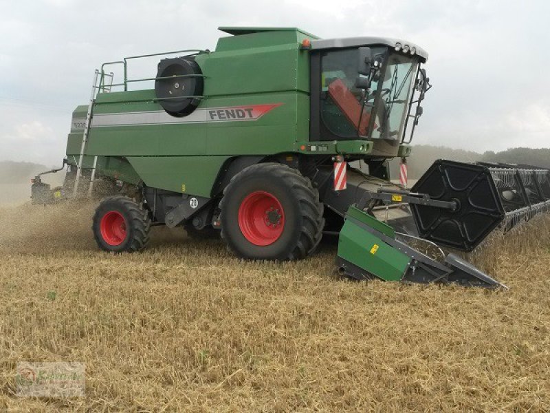 Mähdrescher des Typs Fendt 5220E, Gebrauchtmaschine in Biebelried (Bild 1)