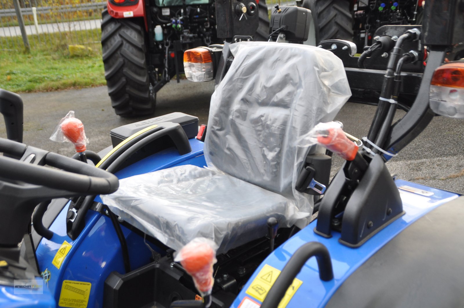 Traktor a típus Solis 26 *Sonderaktion*, Neumaschine ekkor: Lalling (Kép 10)