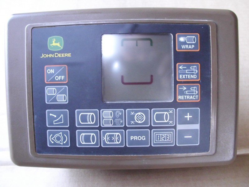 Rundballenpresse typu John Deere 582, 590, 592, Gebrauchtmaschine v Klein Wittensee (Obrázek 4)