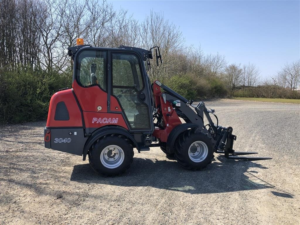 Kompaktlader of the type Sonstige 3040 Kabine, Gebrauchtmaschine in Herning (Picture 25)