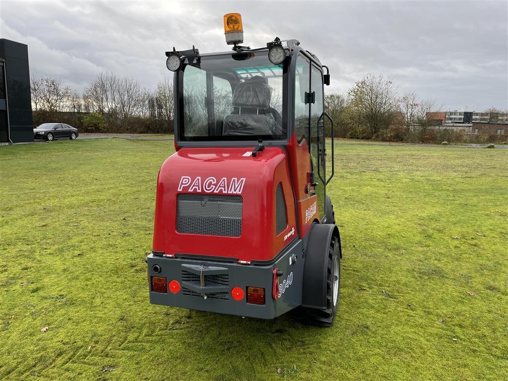 Kompaktlader of the type Sonstige 3040 Kabine, Gebrauchtmaschine in Herning (Picture 16)