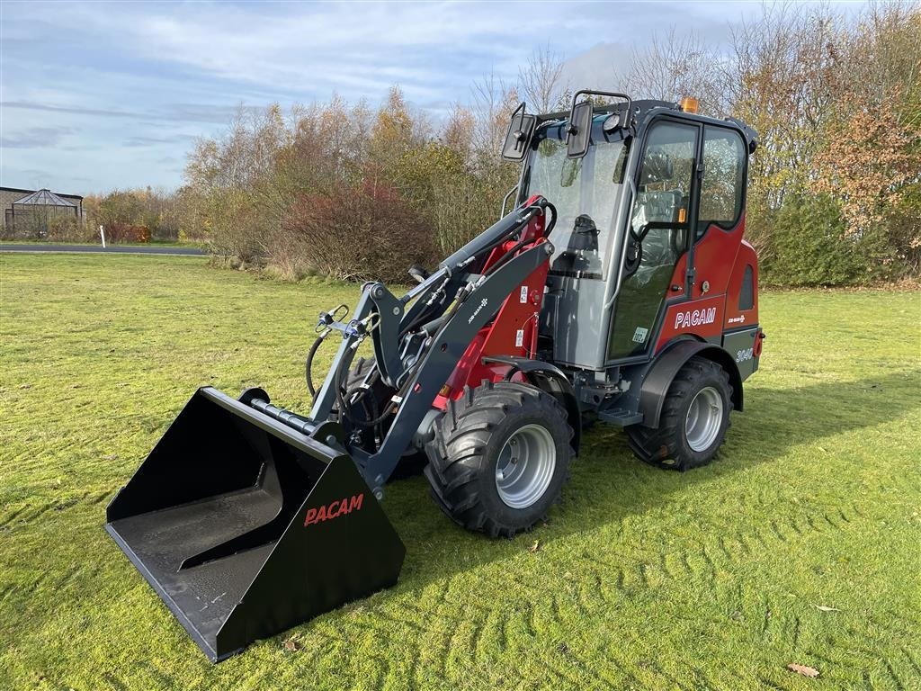 Kompaktlader of the type Sonstige 3040 Kabine, Gebrauchtmaschine in Herning (Picture 18)