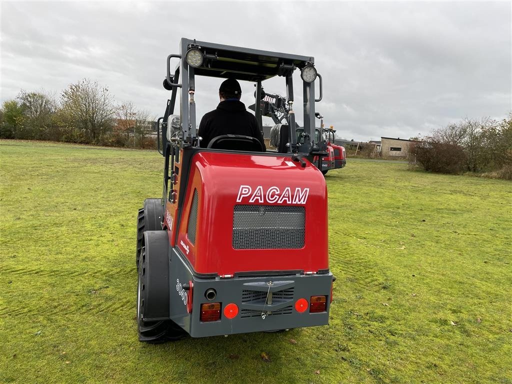 Kompaktlader tipa Sonstige 3040 Foldbar bøjle, Gebrauchtmaschine u Herning (Slika 18)