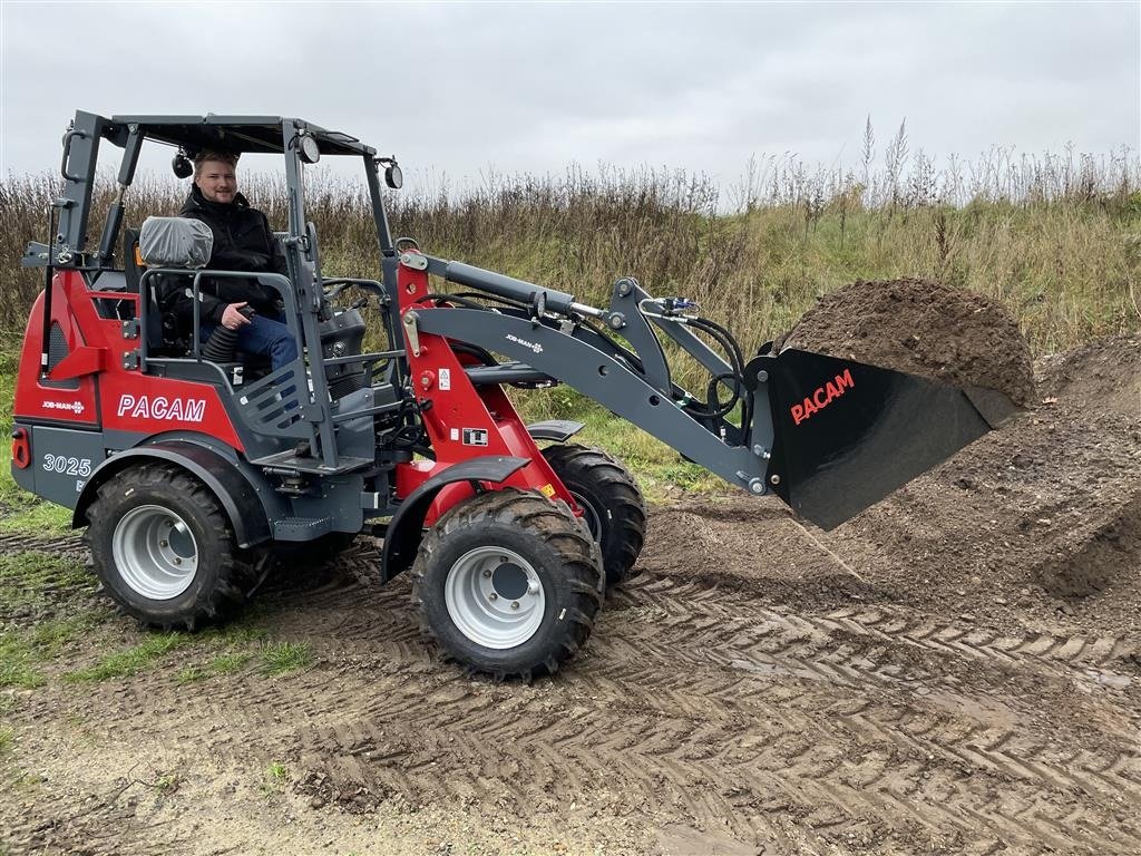Kompaktlader типа Sonstige 3025 Foldbar bøjle, Gebrauchtmaschine в Herning (Фотография 20)